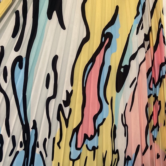 House of Jade Sky Pleated Midi Skirt Medium - Picture 2 of 4